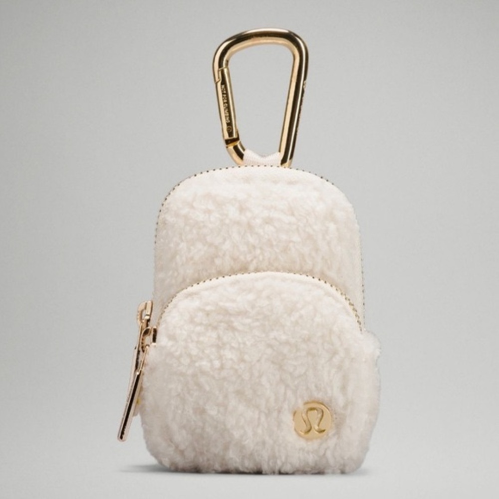 Lululemon Nano Clip-On backpack Fleece